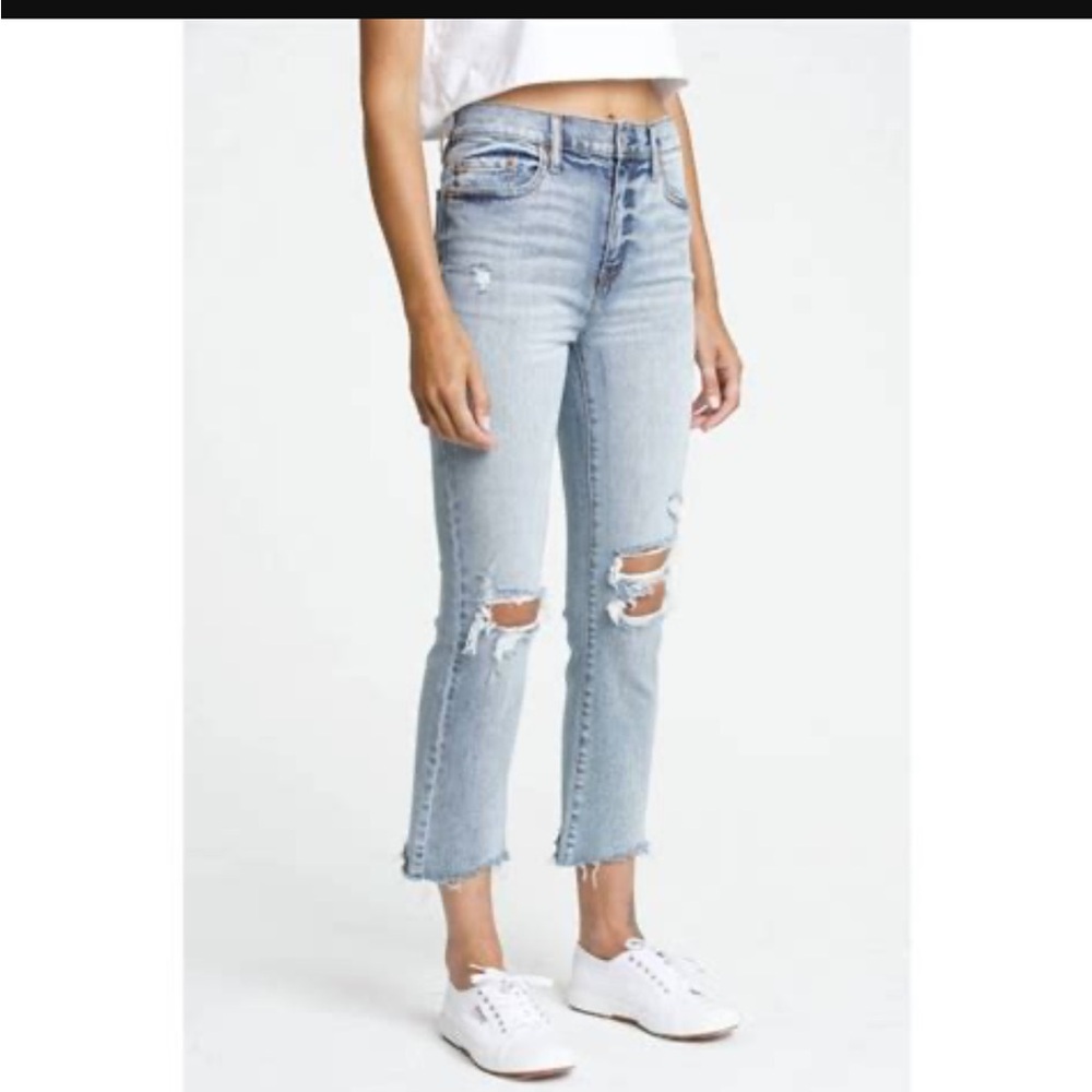 Cropped distressed jeans